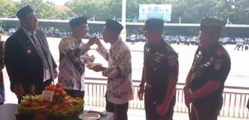 Momentum Hari Guru, Guru Maros Didorong Makin Profesional