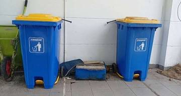 Diedukasi Membuang Sampah, Mulai Dari Warna Tempat Sampah