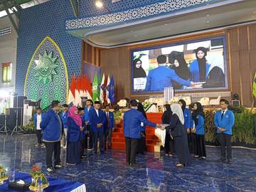 Unismuh Salurkan Total Rp3,8 Miliar Beasiswa 