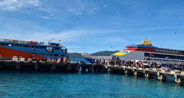 Arus Mudik Penumpang Kapal Laut H-2 Natal 2025