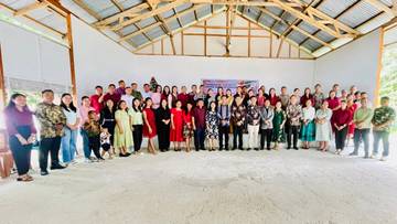 Alumni HIKMAT Rayakan Natal Bersama Bupati Talaud