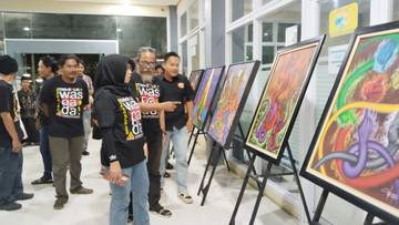 Pameran Lukisan Sampang Serukan Waspadai Dampak Gawai 