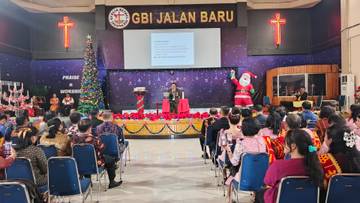 Tahun Baru Dimaknai Untuk Memperbaiki Diri