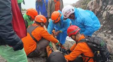 Tim SAR Gabungan Temukan Jenazah Pendaki Gunung Slamet