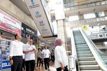 Perbaikan Gedung Eks Hi-tech Mall Ditarget Selesai