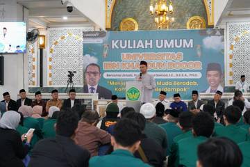 UAS Beri Kuliah Umum Mahasiswa UIKA Bogor 