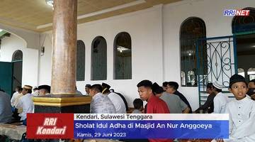 RIbuan Warga Kendari Sholat Idul Adha di Masjid An Nur Anggoeya