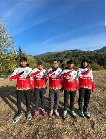 Kemenpora Apresiasi Prestasi Tim Beregu Paralayang Indonesia di Ajang FAI World Paragliding Accuracy 