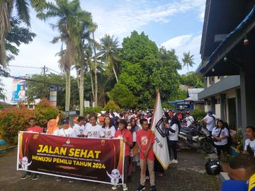 51 Hari Lagi Pemilu, KPU  Papua Barat Daya Ajak Jalan  Sehat Peserta Pemilu