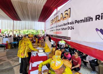 Simulasi Pemungutan dan Penghitungan Suara Berbasis Pemilih Riil 