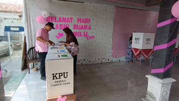 Konsep Valentine TPS 13 di Dusun Dompon, Karanganyar